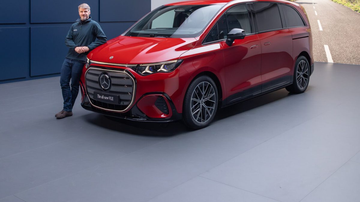 Mercedes-Benz VLE Electric Van Revealed With 700 KM Range